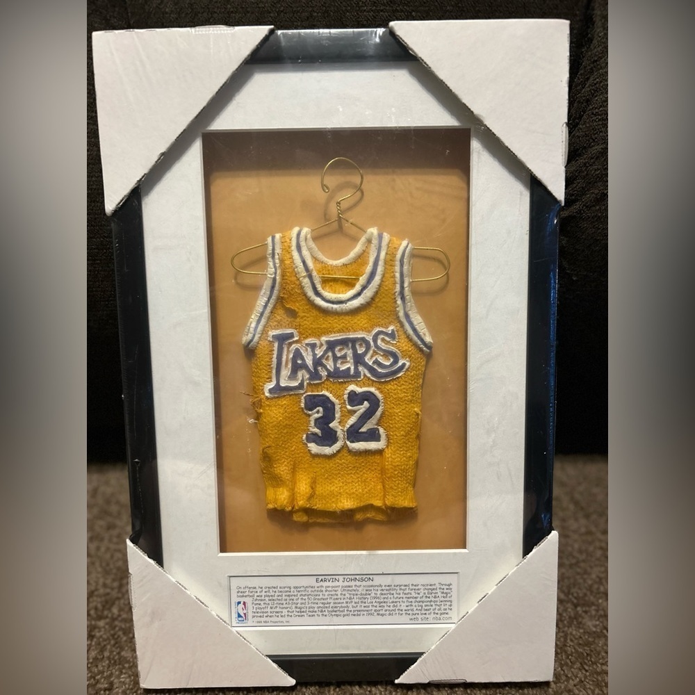 Earvin Johnson Star Hanger Vintage